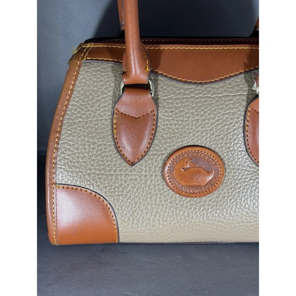 DOONEY & BOURKE Olive Tan Leather Signature Doctor Satchel Bag Made in USA